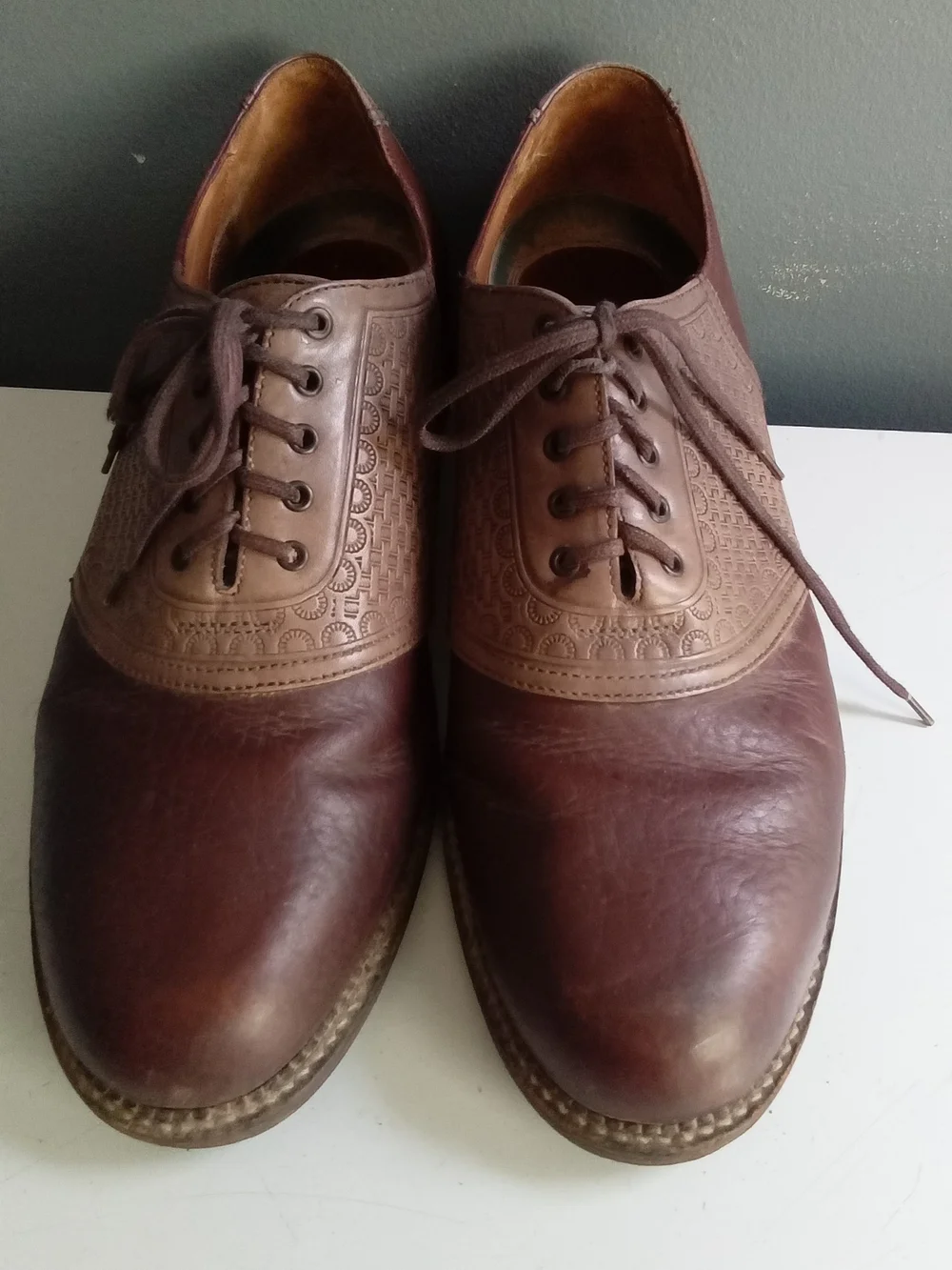 Vintage Brown Leather Saddle Shoes Embossed Tan Overlay Oxford Mens Laced Shoes